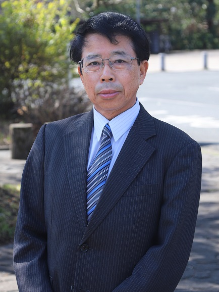 稲垣賢二先生のお写真